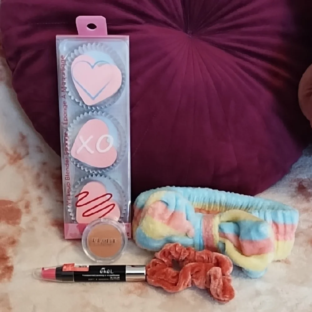 Makeup & Hair Gift Set